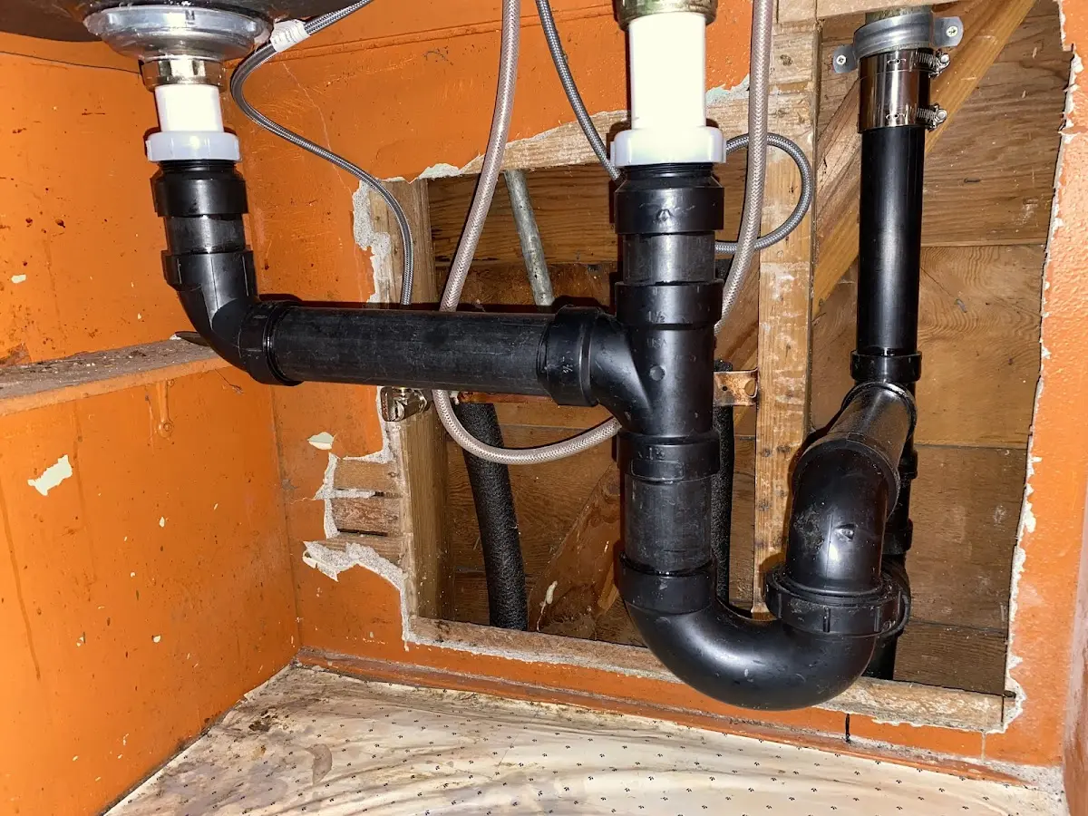 Professional Pipe Bursting equipment and tools on the job in Springfield